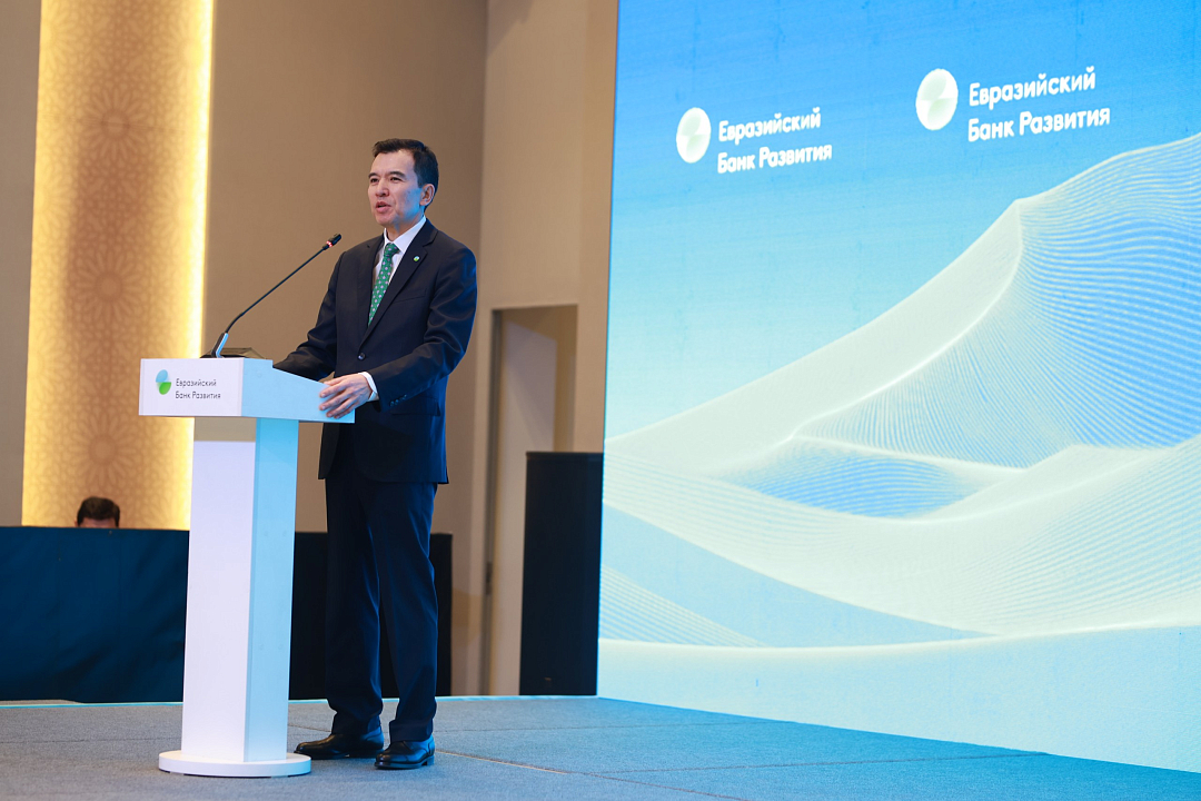 The EDB holds a presentation in Dushanbe and signs agreements on six new projects to support Tajikistan’s development